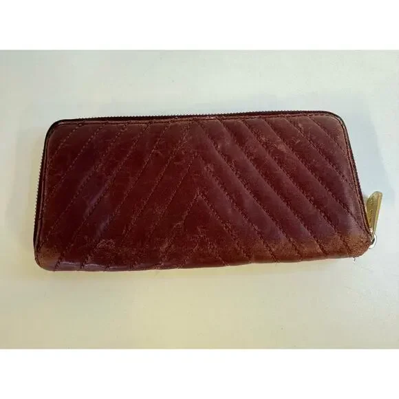 Michael Kors Burgundy Zippered Wallet Merlot Leather - Picture 4 of 4